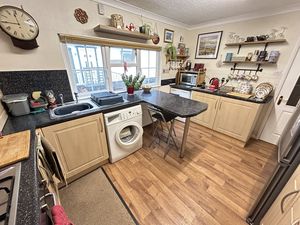 Photo 7- click for photo gallery